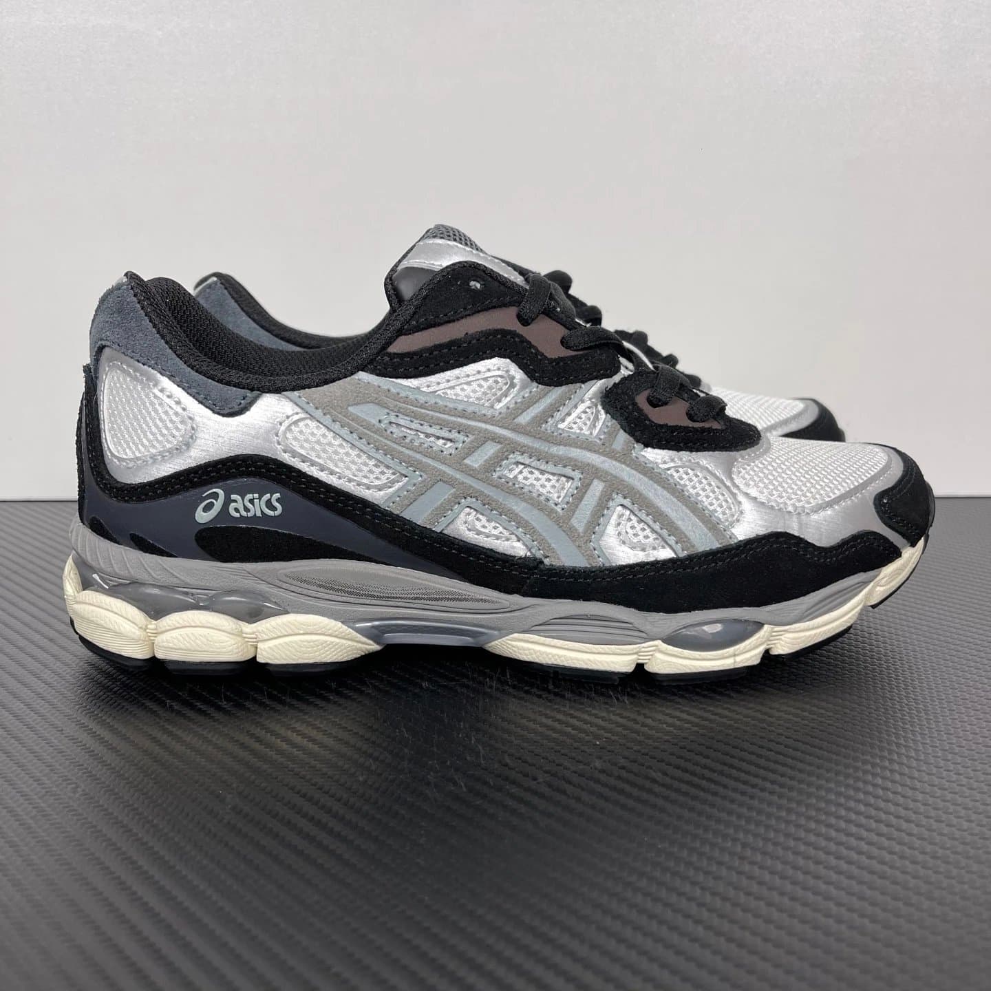 Asics Gel-1130 Mint Cream — NO.1版本 · NYC 黑灰银1201A789-750