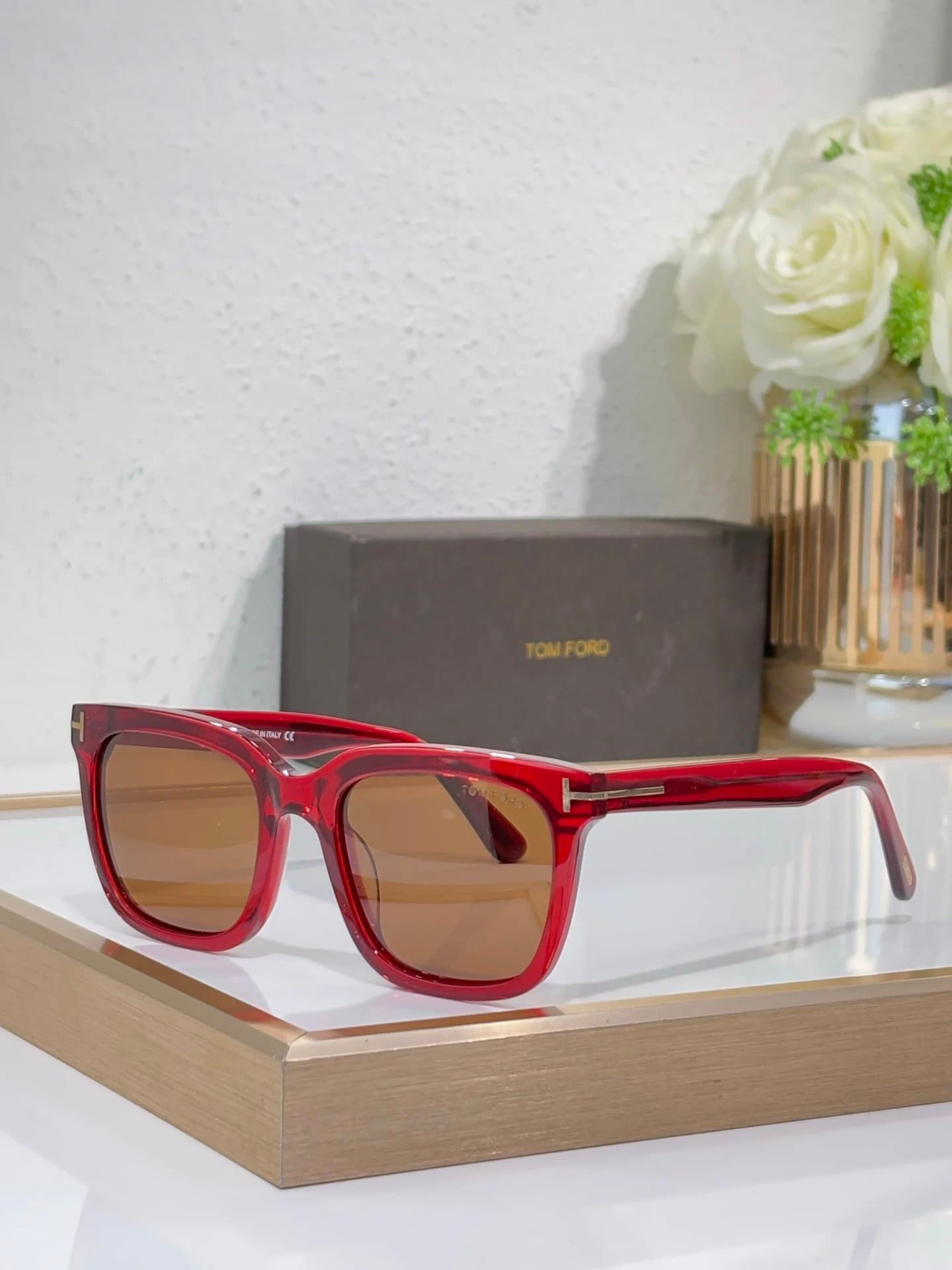 Tom Ford Square Sunglasses Translucent Red Frame