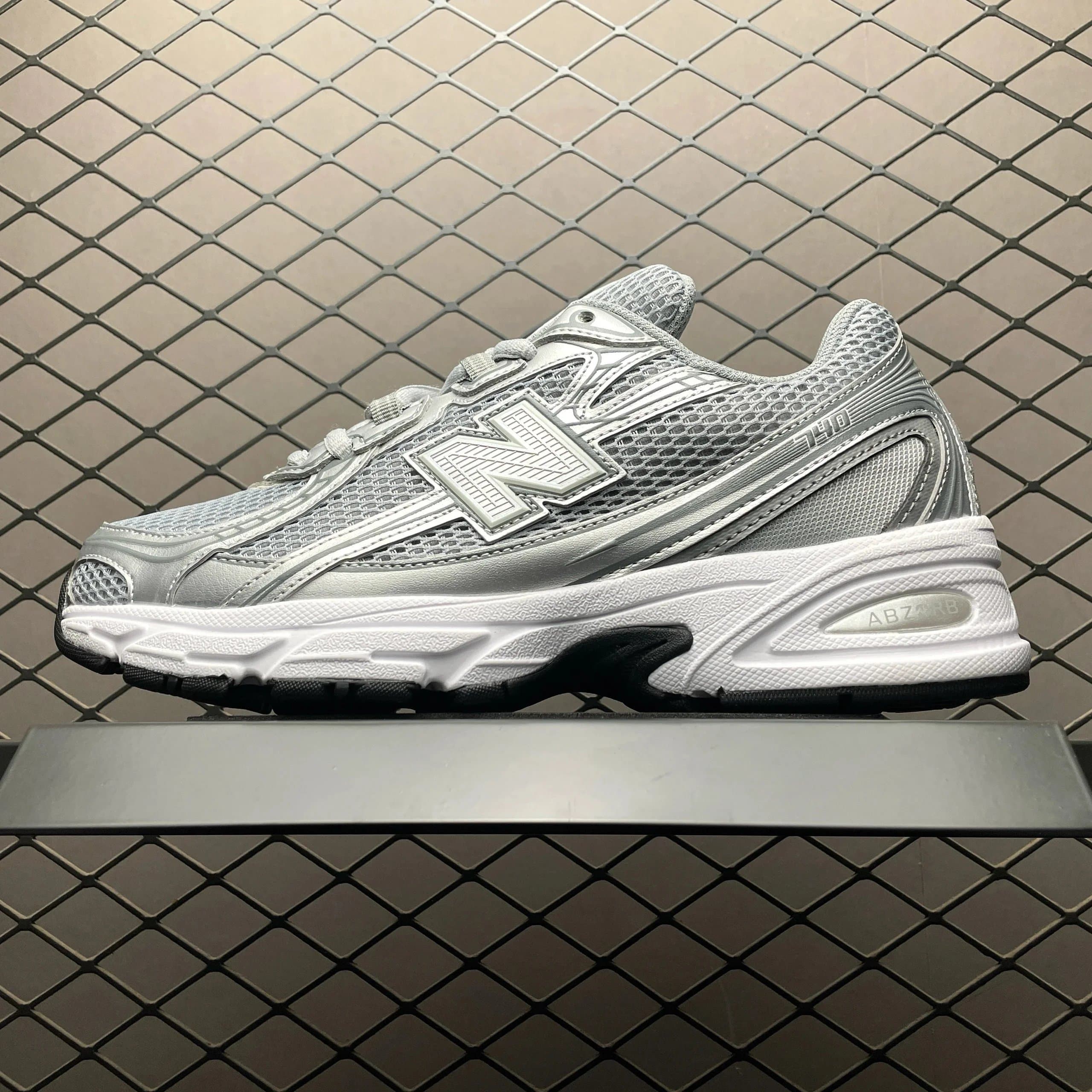 New Balance 1906R Silver Grey