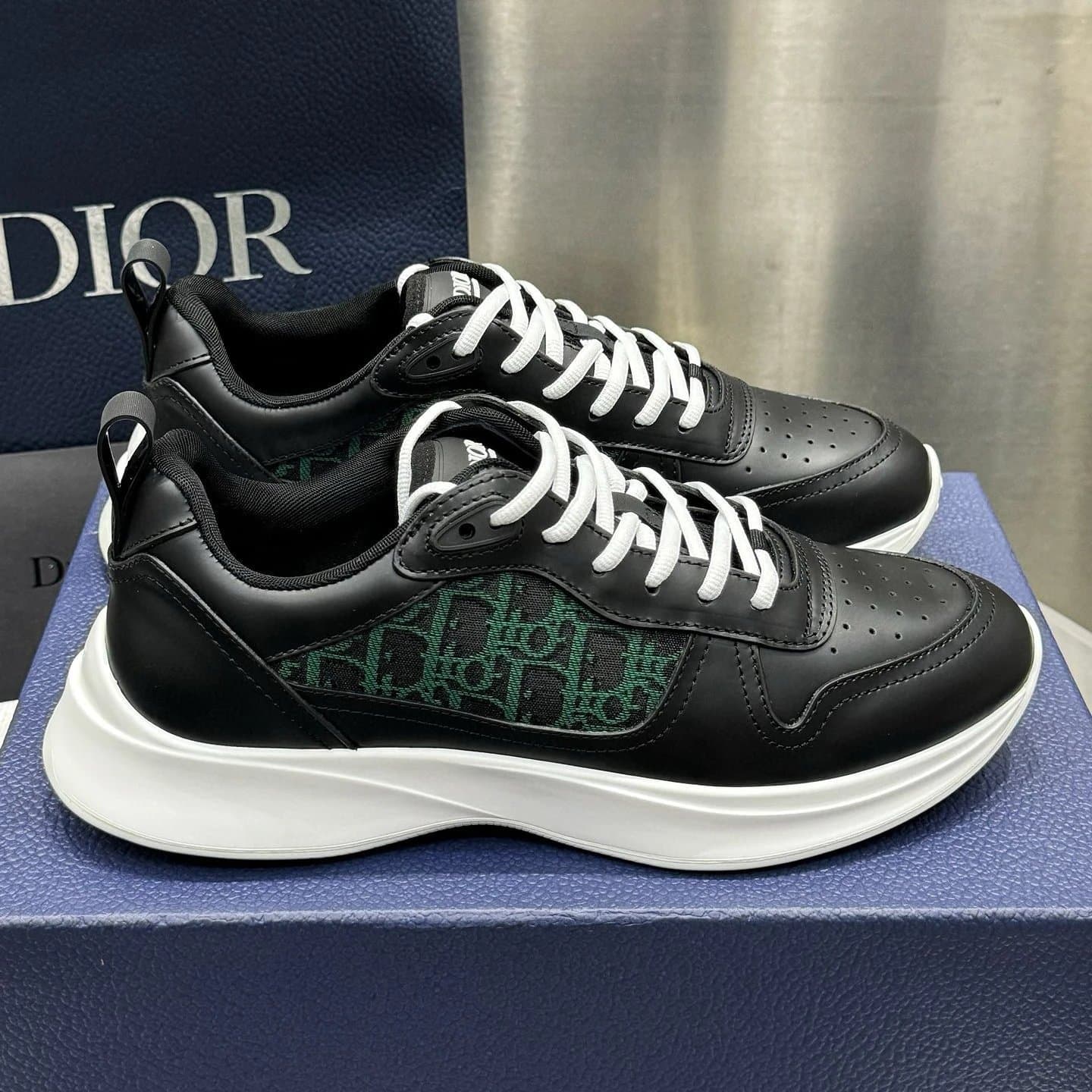 Dior B22 Sneaker Monogram Mesh — A221