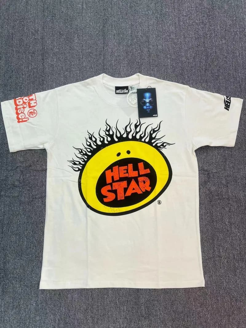Hellstar Graphic Tee Alien Face Print — 55