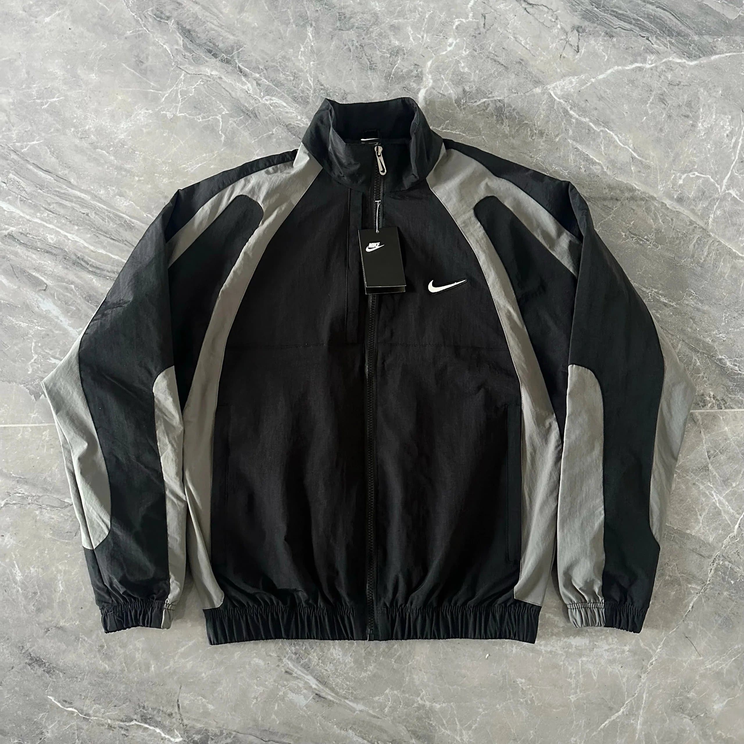 Nike Windrunner Jacket Black/Grey