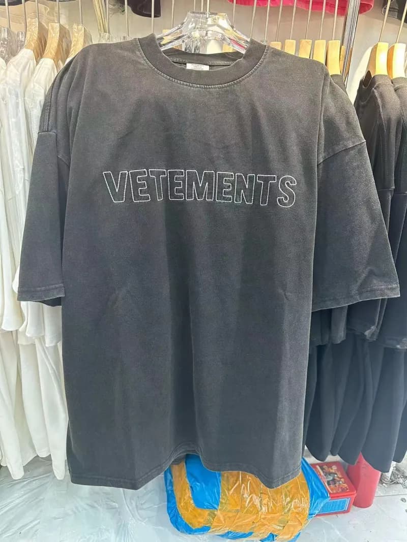 Vetements T-Shirt Web URL Print — 66