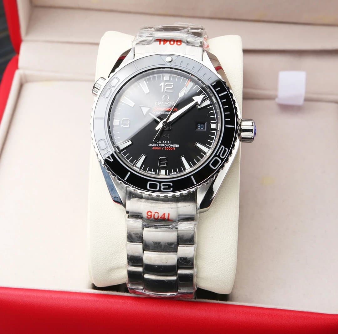 Omega Seamaster Professional 36th America's Cup — 【黑圈口】银壳·黑盘钢带