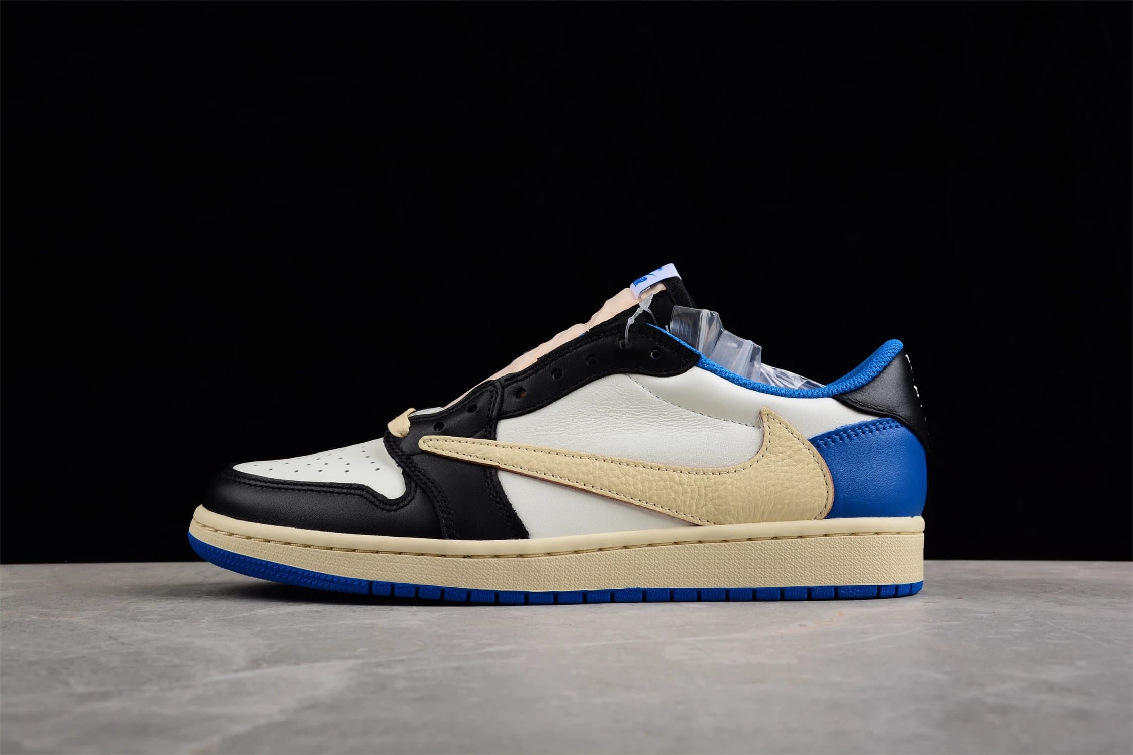 Nike Dunk Low Off-White 'MCA' — DM7866-140 TS2.0闪电