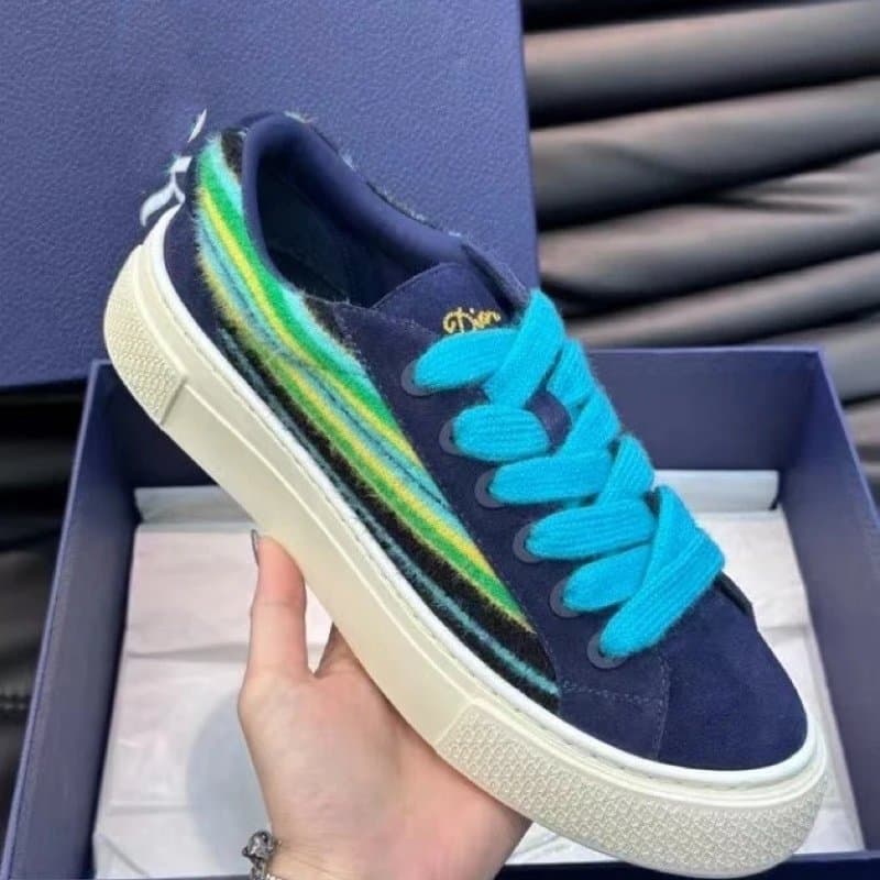 Puma × Travis Scott Suede Platform Rainbow Stripe