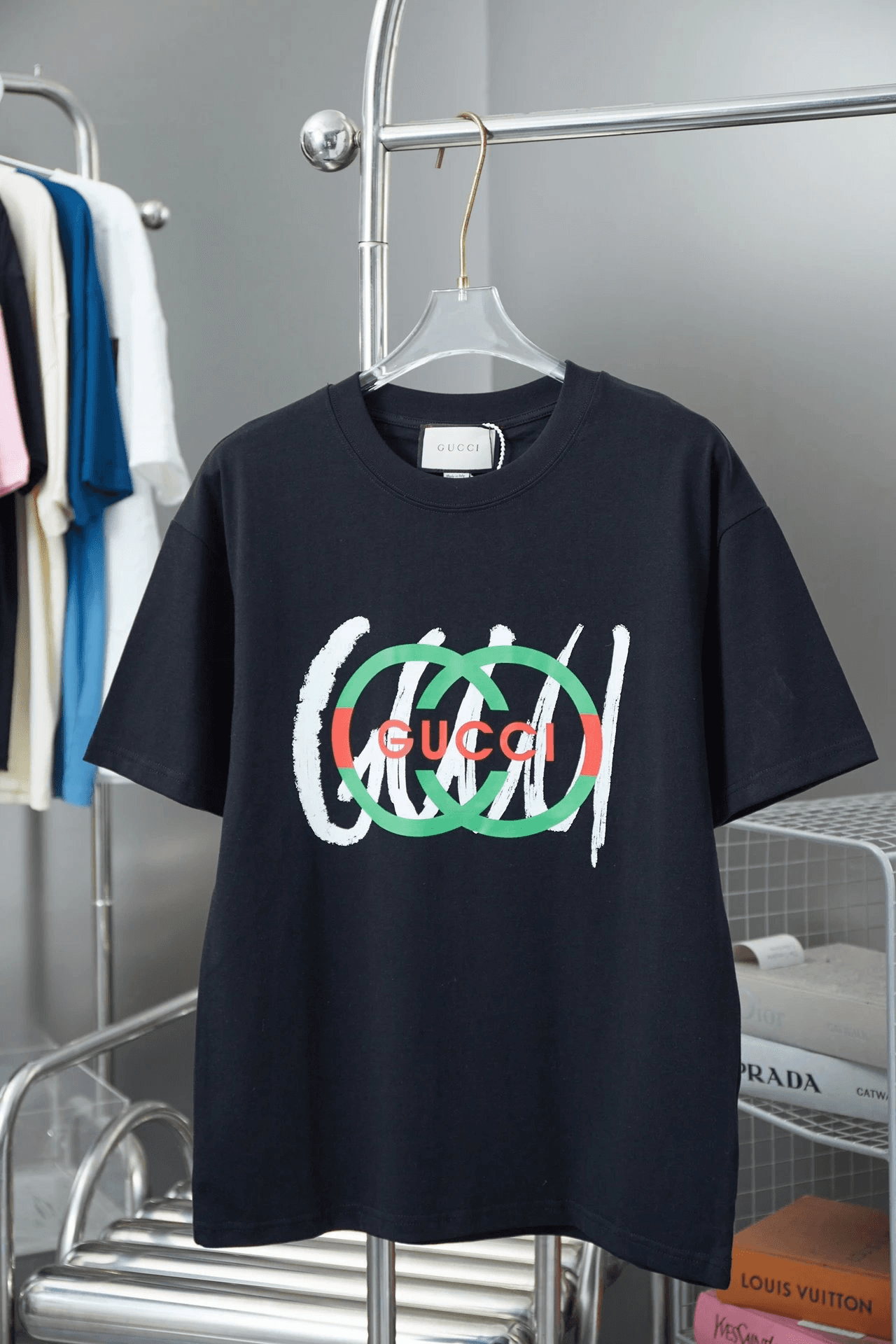 Gucci Logo T-Shirt Lightning Bolt — 1