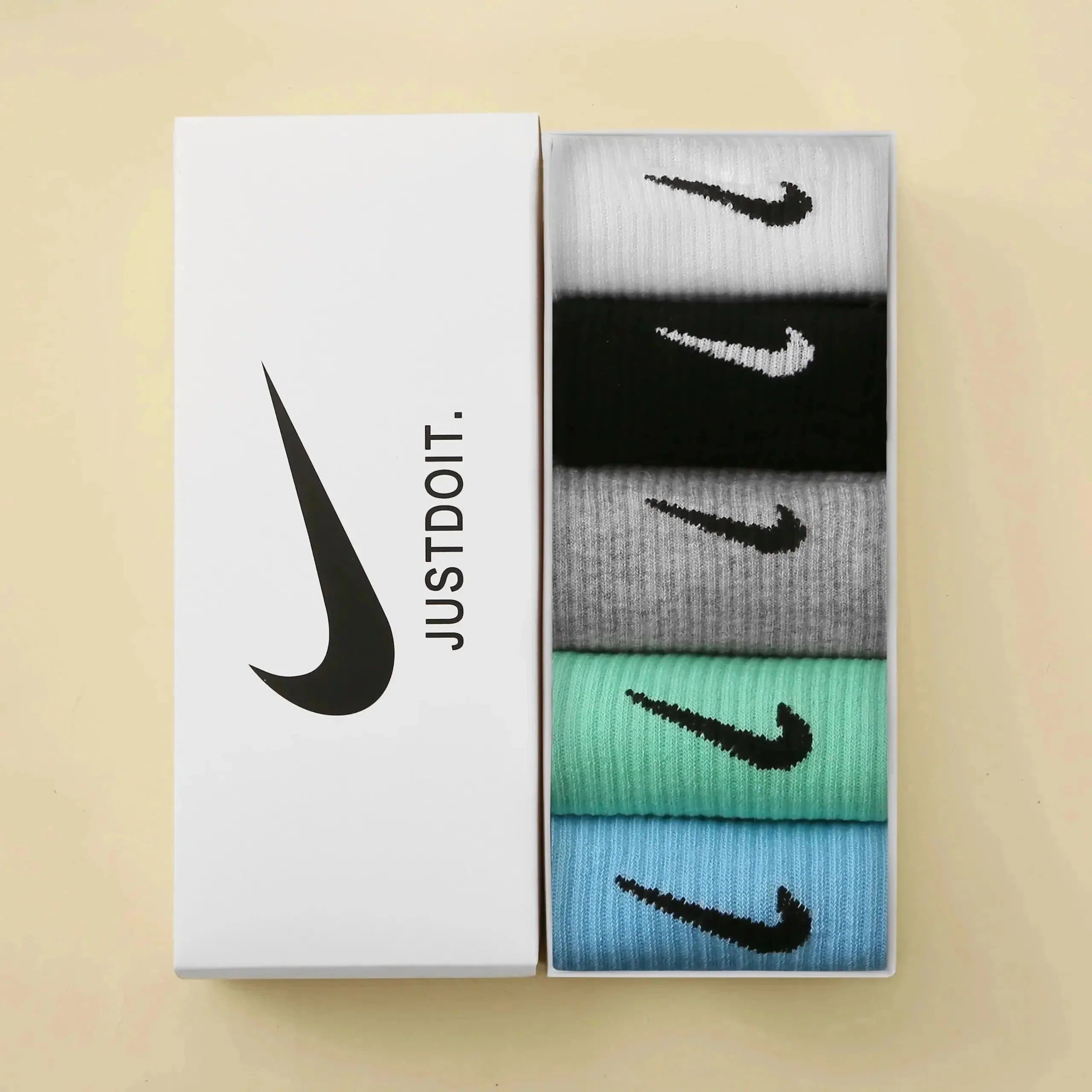 Nike Socks 5-Pack Swoosh Logo