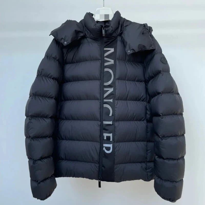 Moncler Puffer Jacket Logo-Print Hooded — A11