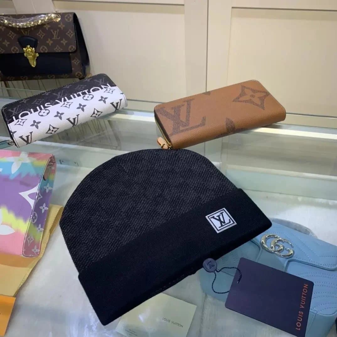 Moncler Beanie Logo Patch — 201# 黑色