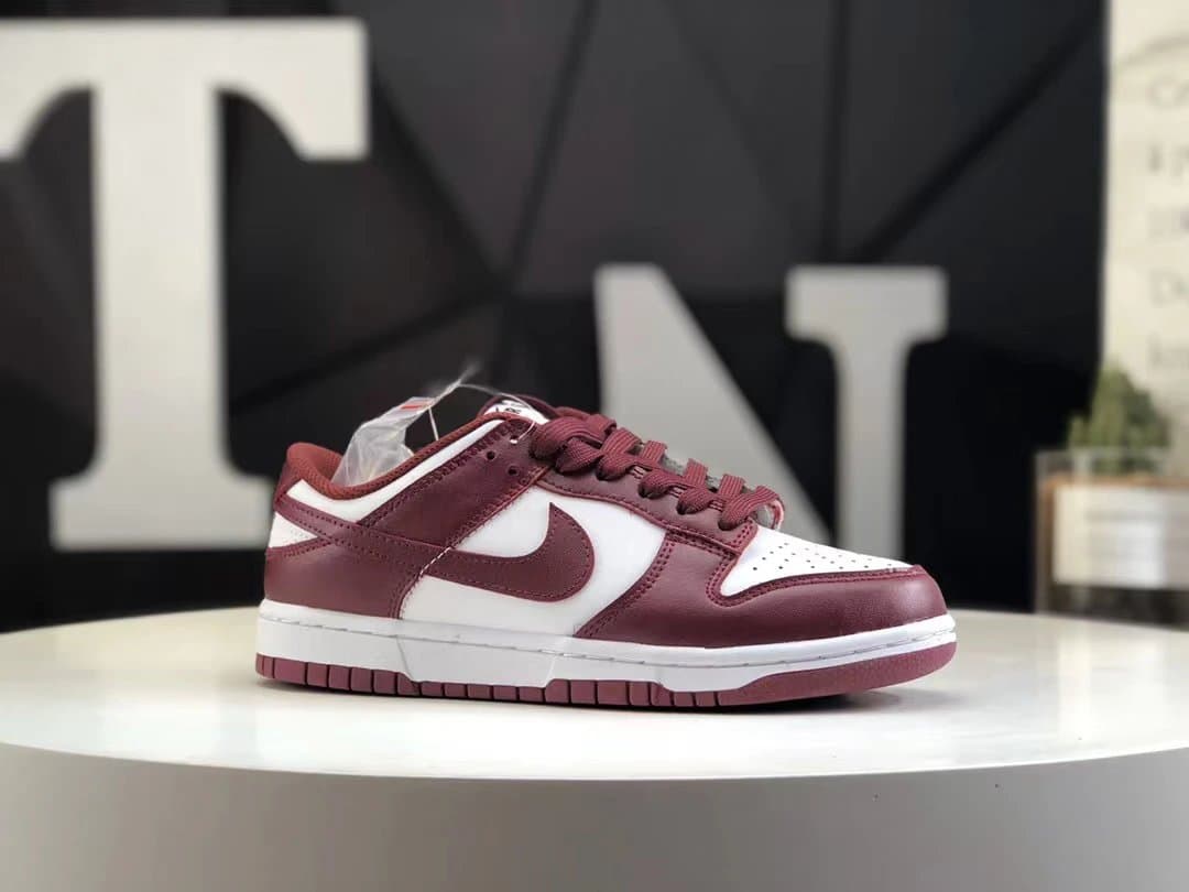 Nike Dunk Low Olive — DD1503-108