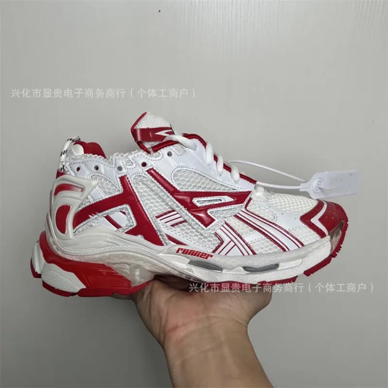 Balenciaga Triple S White — 白红