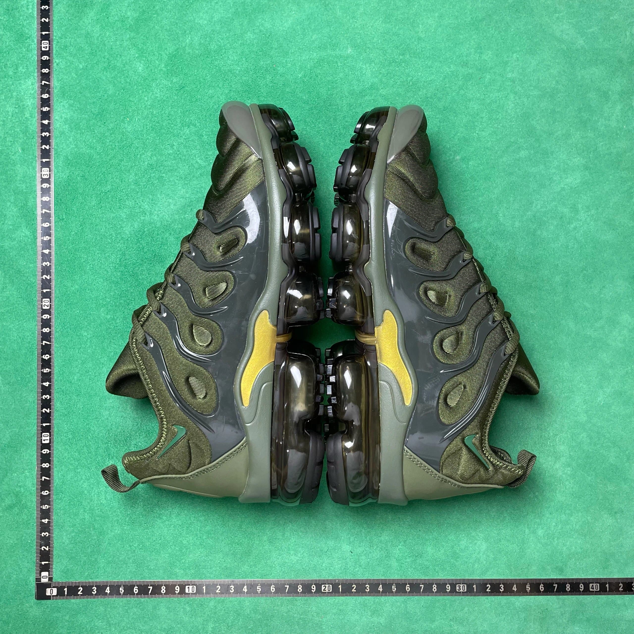 Nike Air Max Plus Multiple Colorways — 32号军绿924453-300