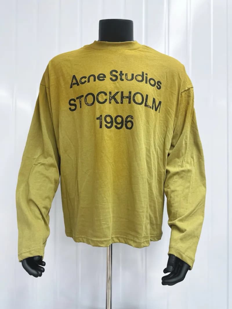 Acne Studios Long Sleeve T-Shirt Embroidered Logo Patch — QUEC-AC02橄榄