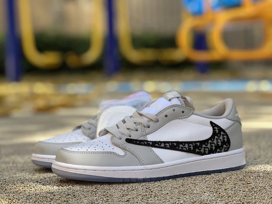 Nike × Travis Scott Dunk Low Cactus Jack — DO联名 CN8608-002