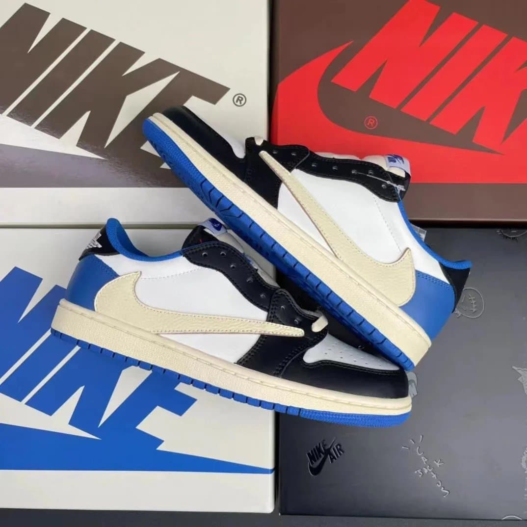 Travis Scott Air Jordan 1 Low Reverse Royal