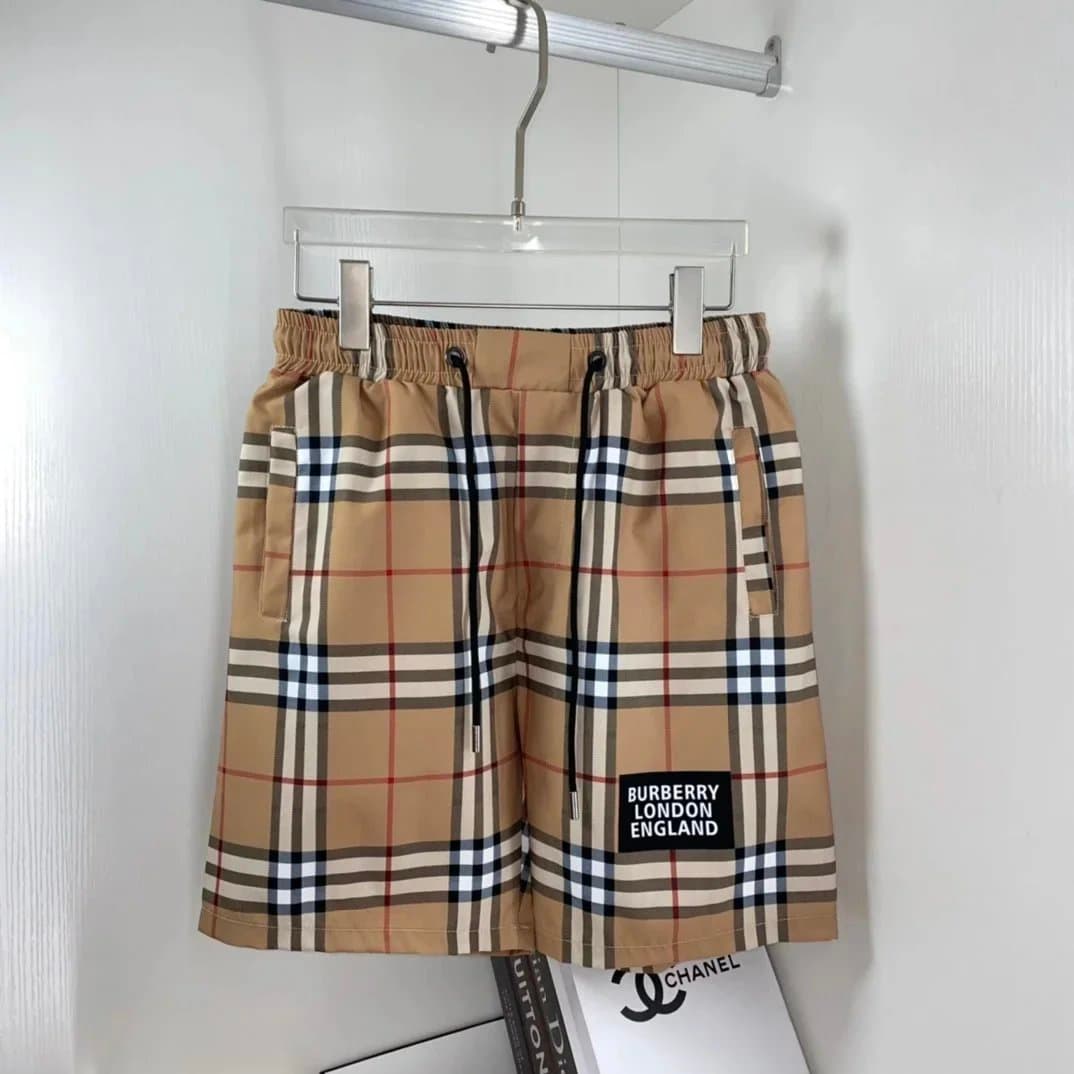 Burberry Knit Shorts Monogram Pattern — 020105116