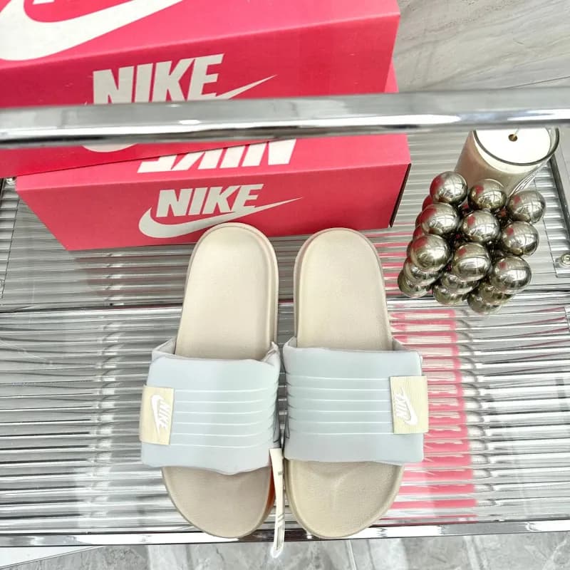 Nike Benassi JDI Light Bone