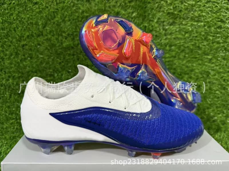 Nike Mercurial Superfly Iridescent Sole