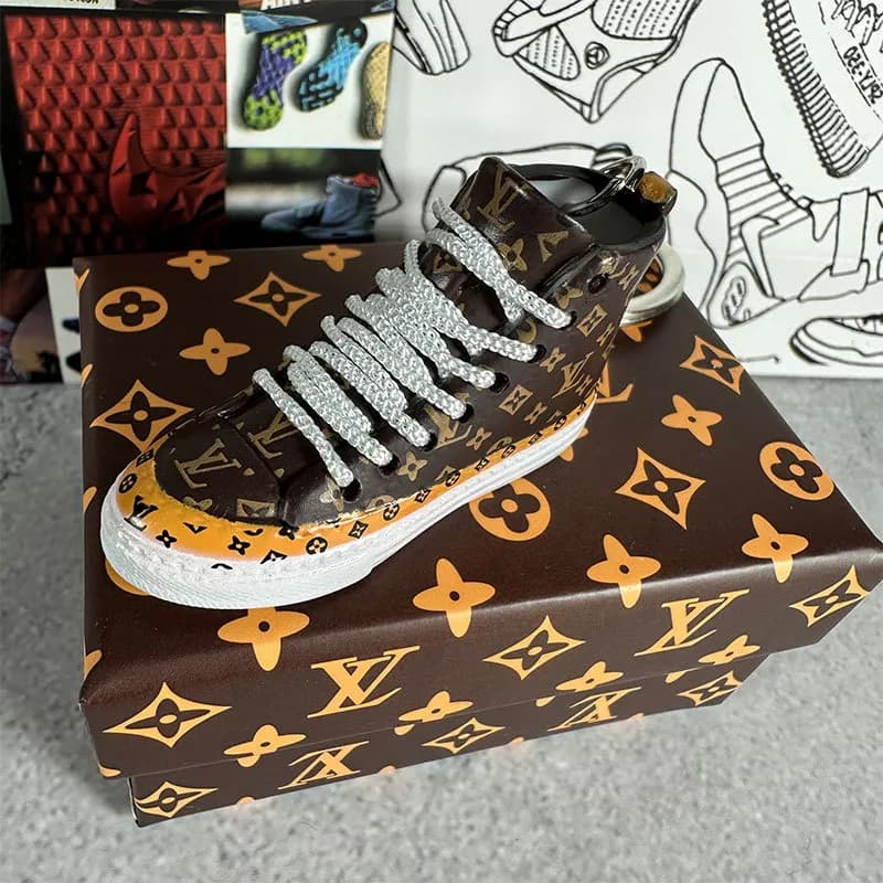 Louis Vuitton High-Top Sneaker Monogram Canvas