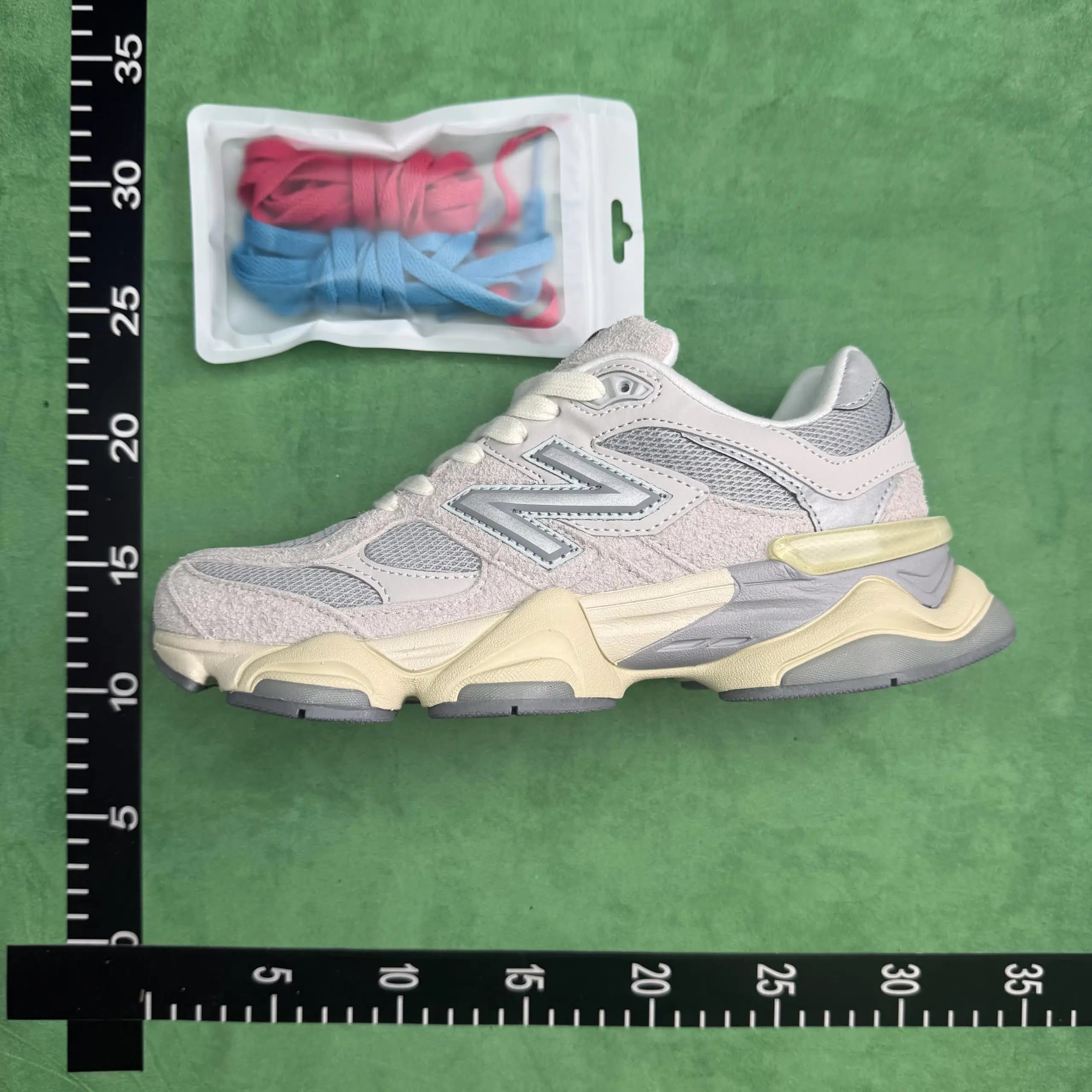 New Balance 9060 Navy Beige — 4.U9060LNY