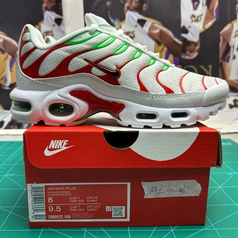 Nike Air Max Plus Neon Gradient — 意大利城市联名/ DM0032108