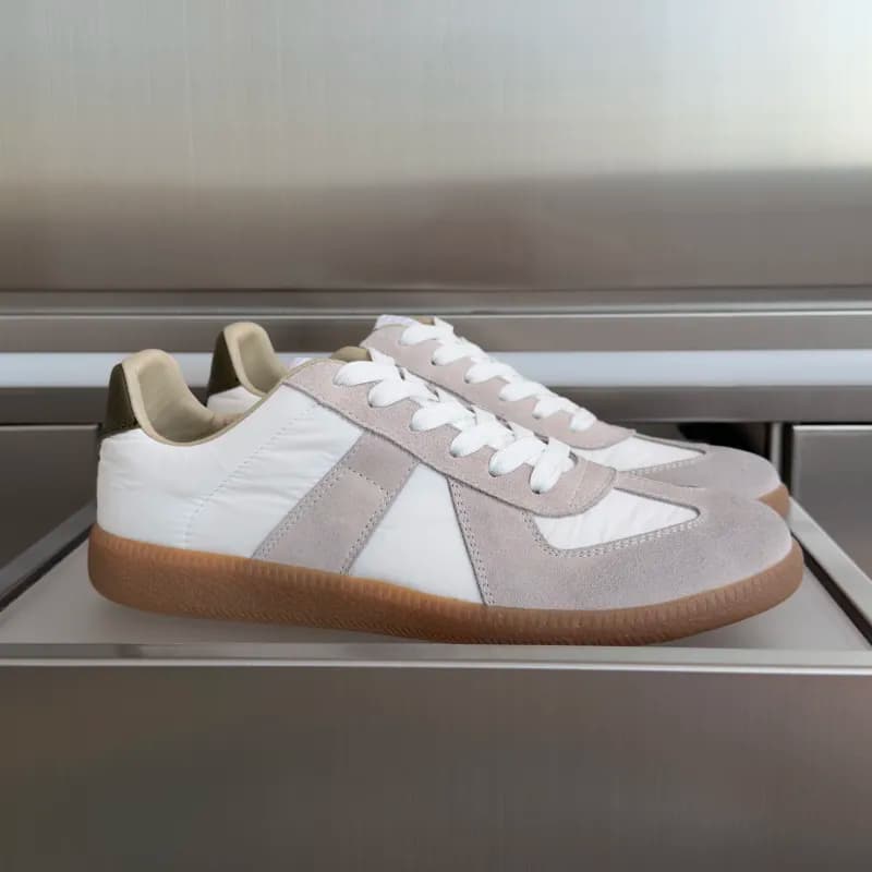 Maison Margiela Future Sneaker Red Suede — 白灰羽绒布