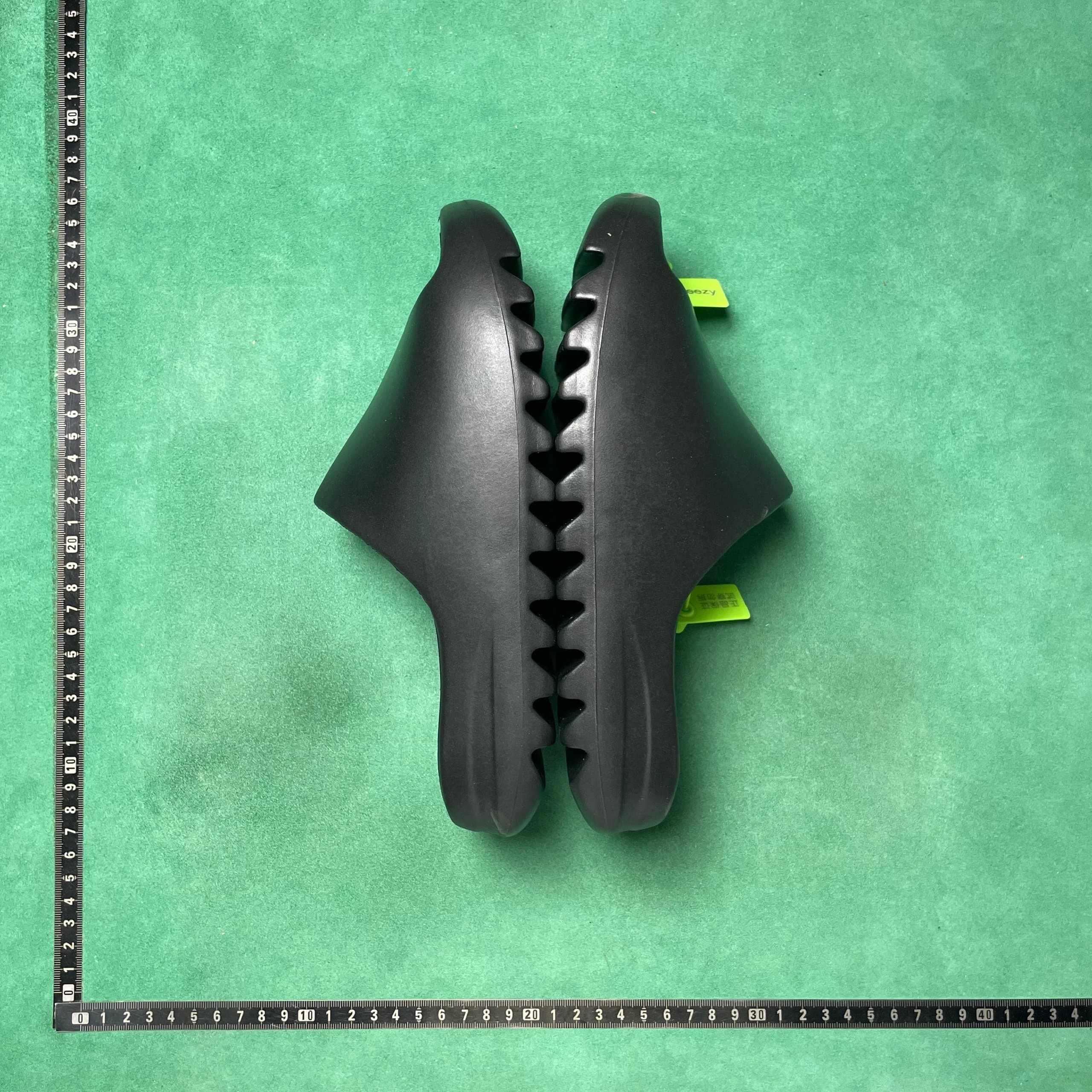 Yeezy Foam Runner Static Green — 14号黑色雾面FX0495