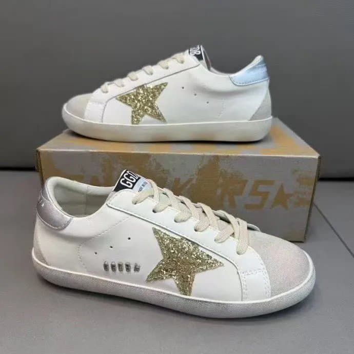 Golden Goose Superstar Red Star — 26