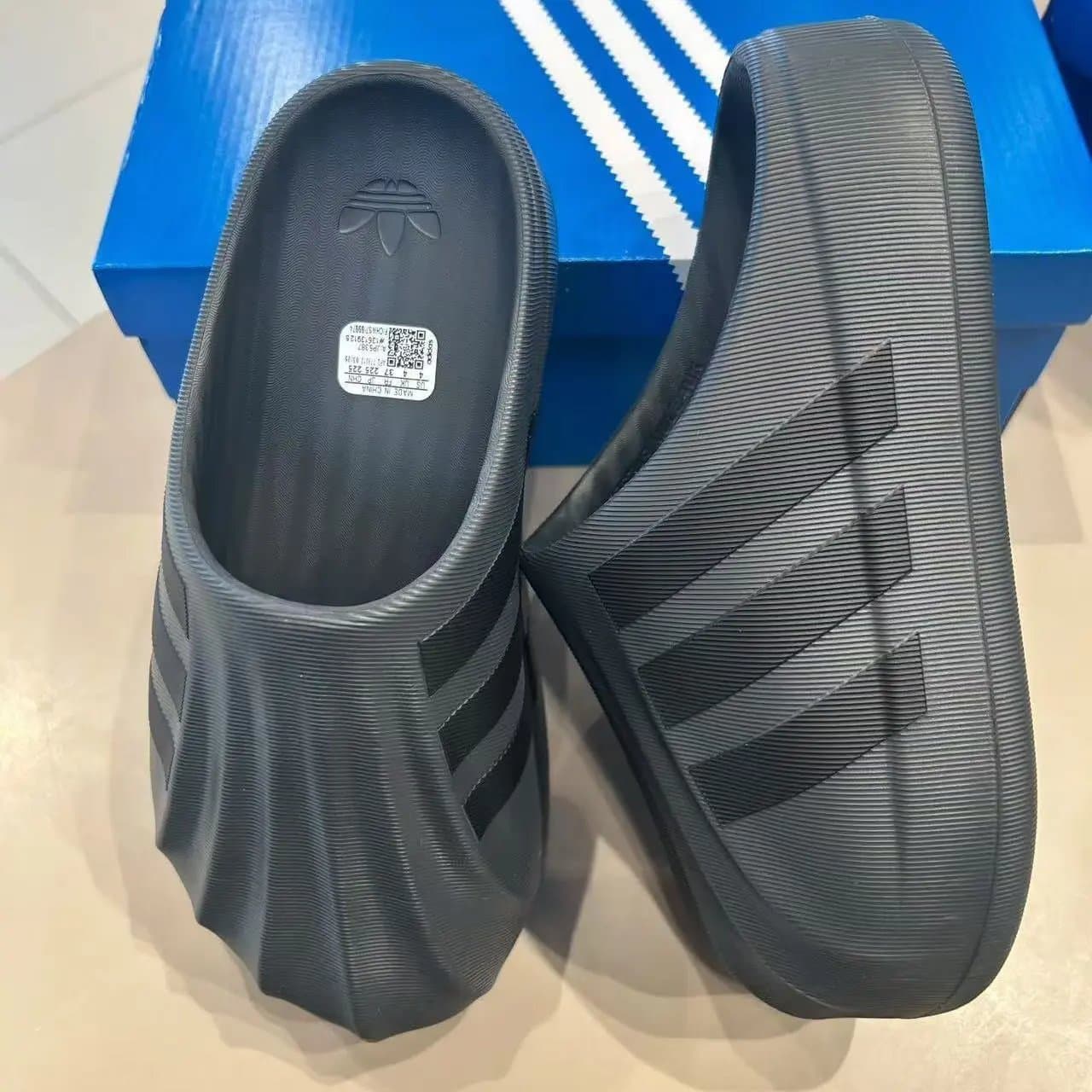 Adidas Slide Gradient — 贝壳头碳灰色（正确版带标）