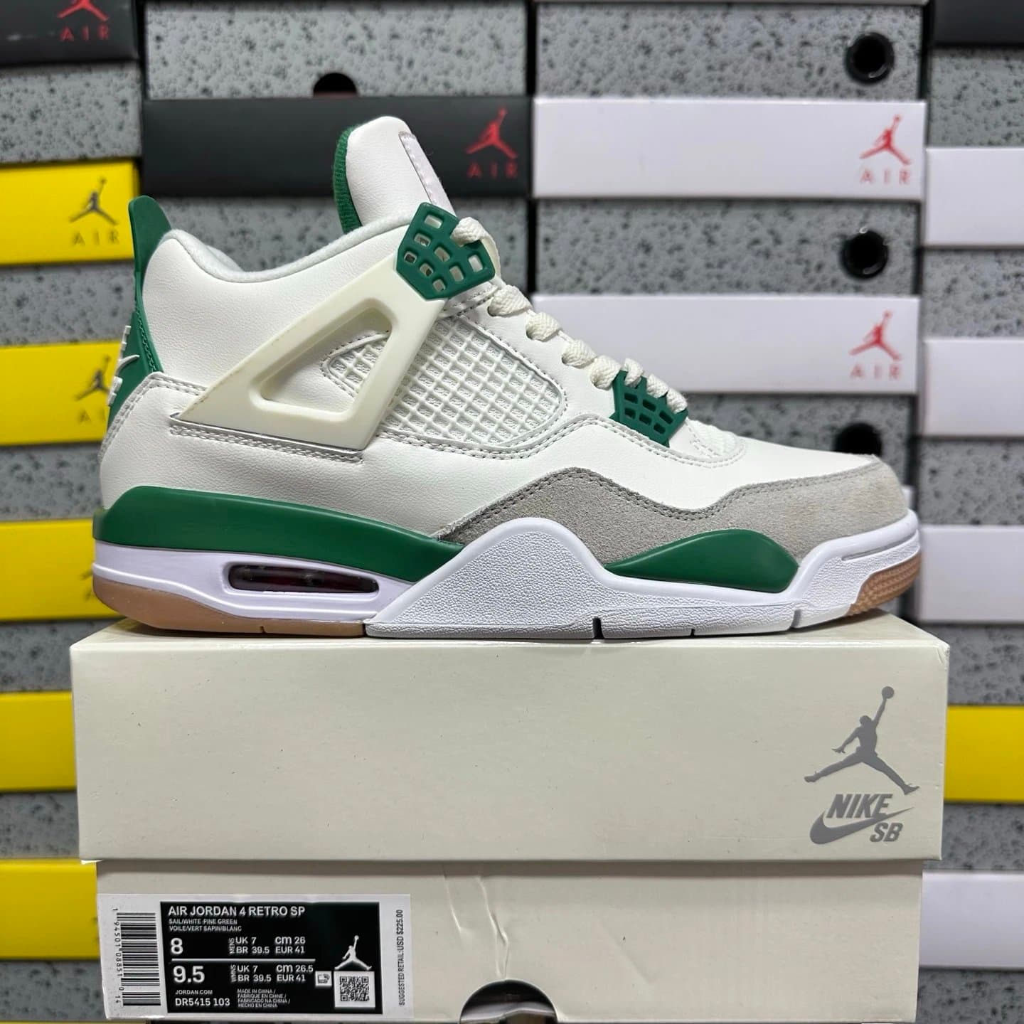 Air Jordan 4 Retro SP Sail/White-Pine Green