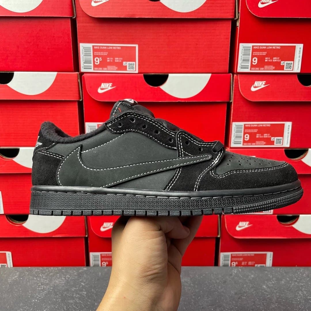 Nike × Travis Scott Dunk Low Retro Cactus Jack