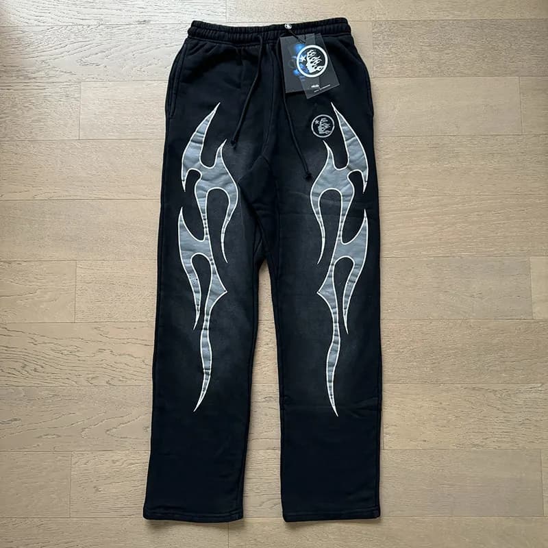 Kith Flame Sweatpants Black with Red Flame Print — 733