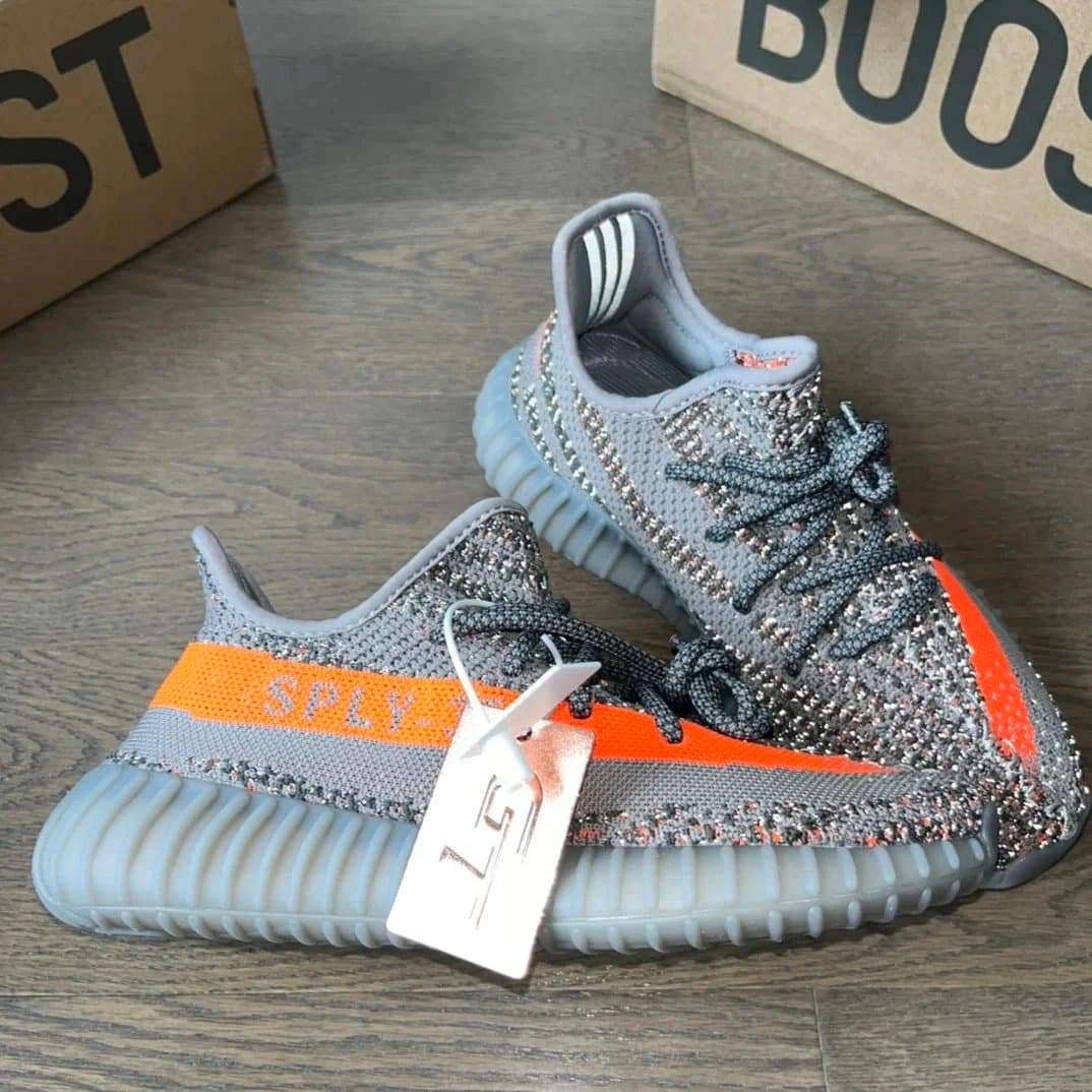 Yeezy Boost 350 V2 Zebra