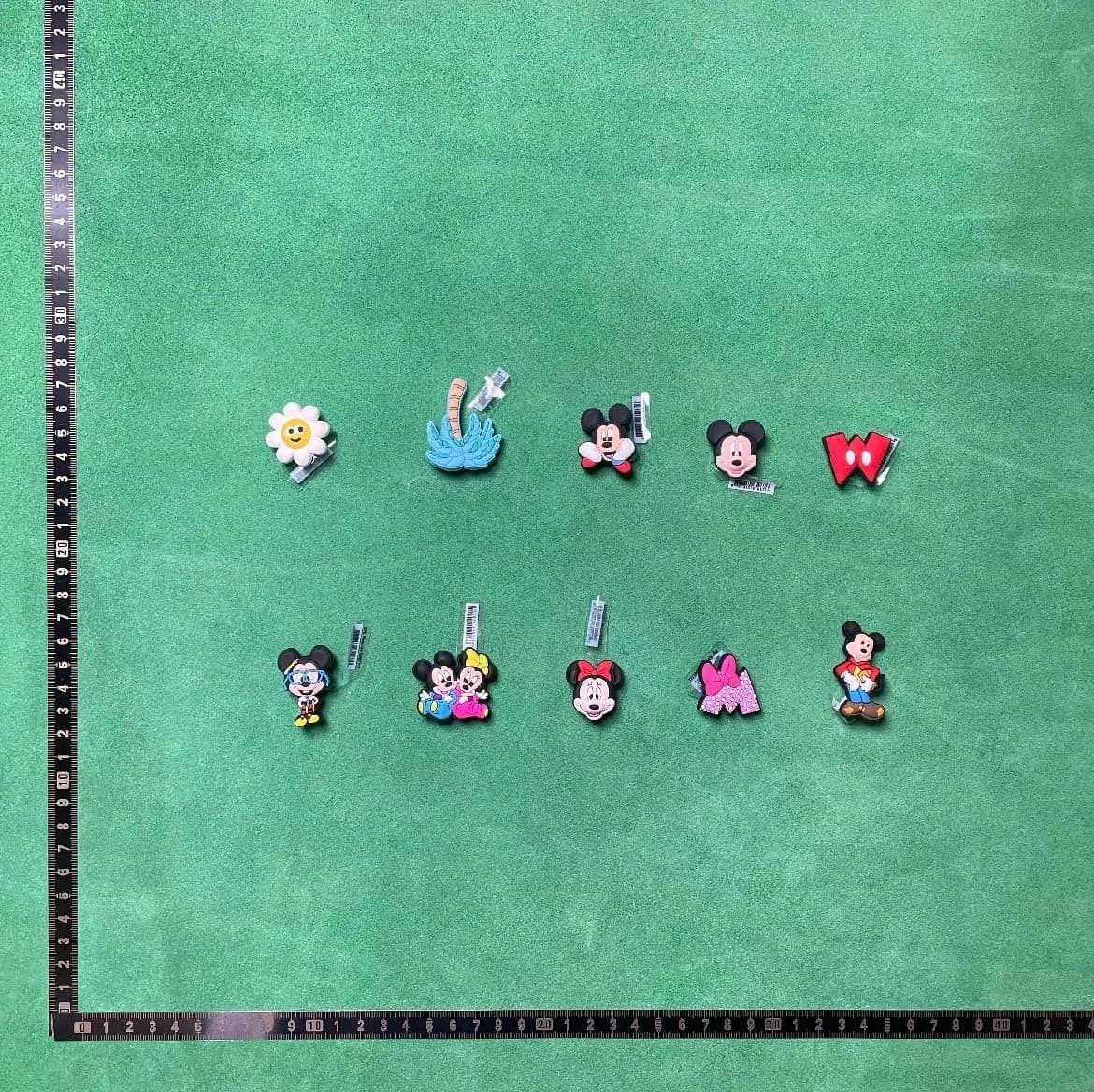 Crocs Character Charms Mickey & Minnie Disney Collection