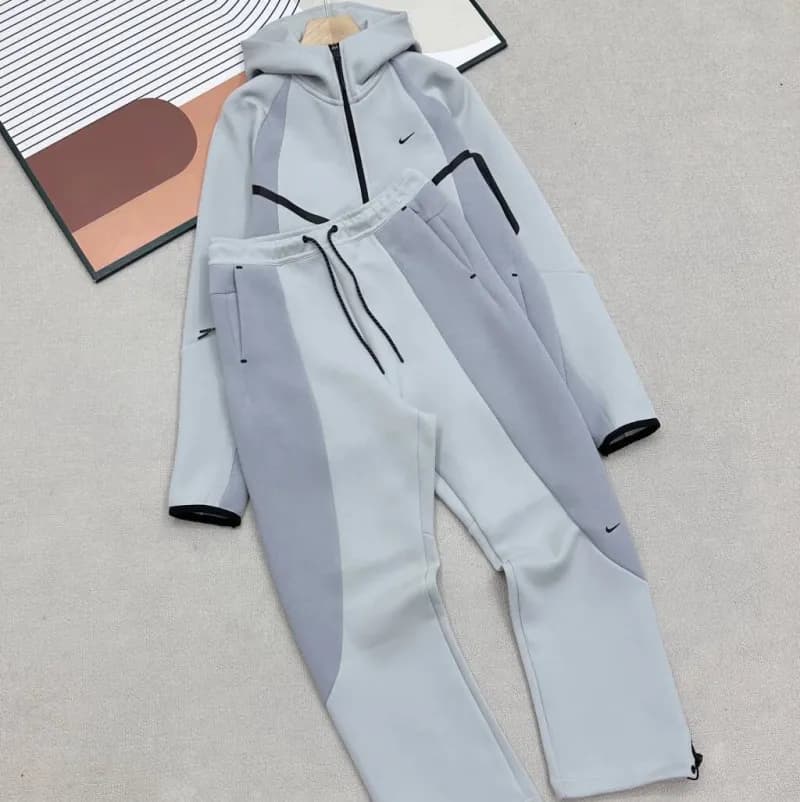 Nike Windrunner Joggers Black with Volt Swoosh — New Tech Gray（m-xl）
