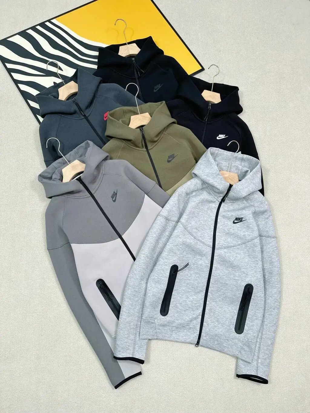 Nike Tech Fleece Joggers Multiple Colorways — 上衣 Top