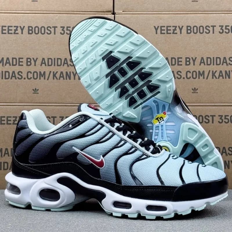 Yeezy Boost 700 Wave Runner