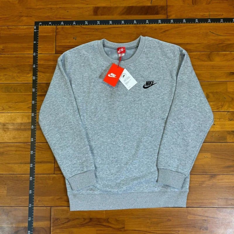Nike Essential Hoodie Classic — 03