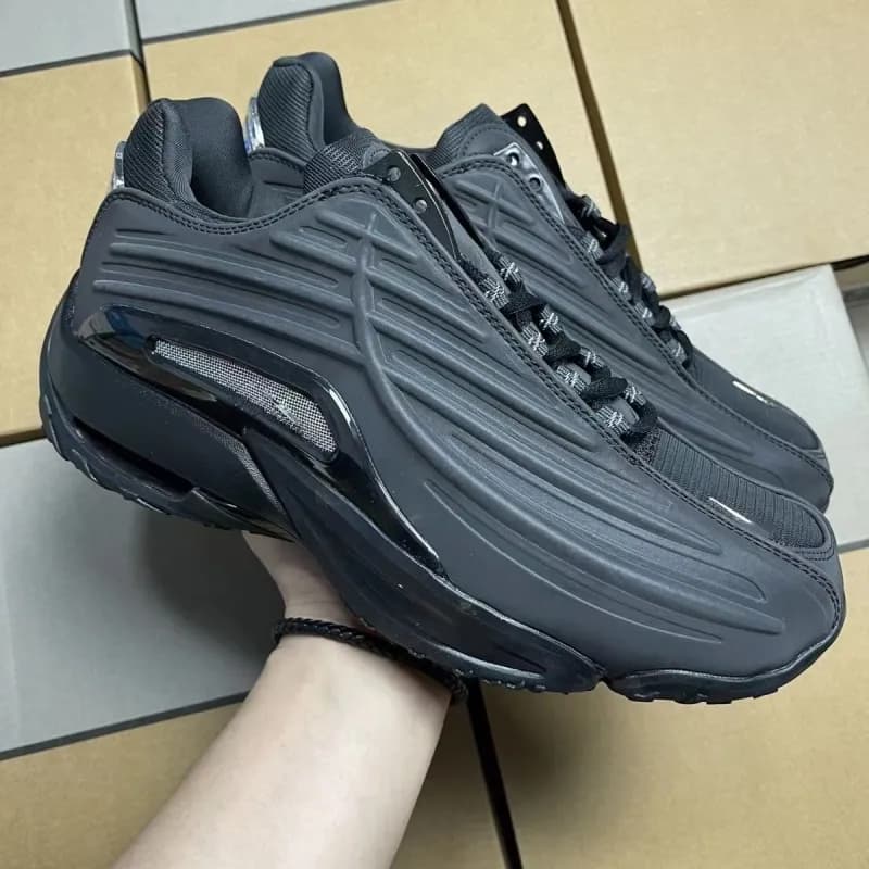Nike Air Max TN Triple Black