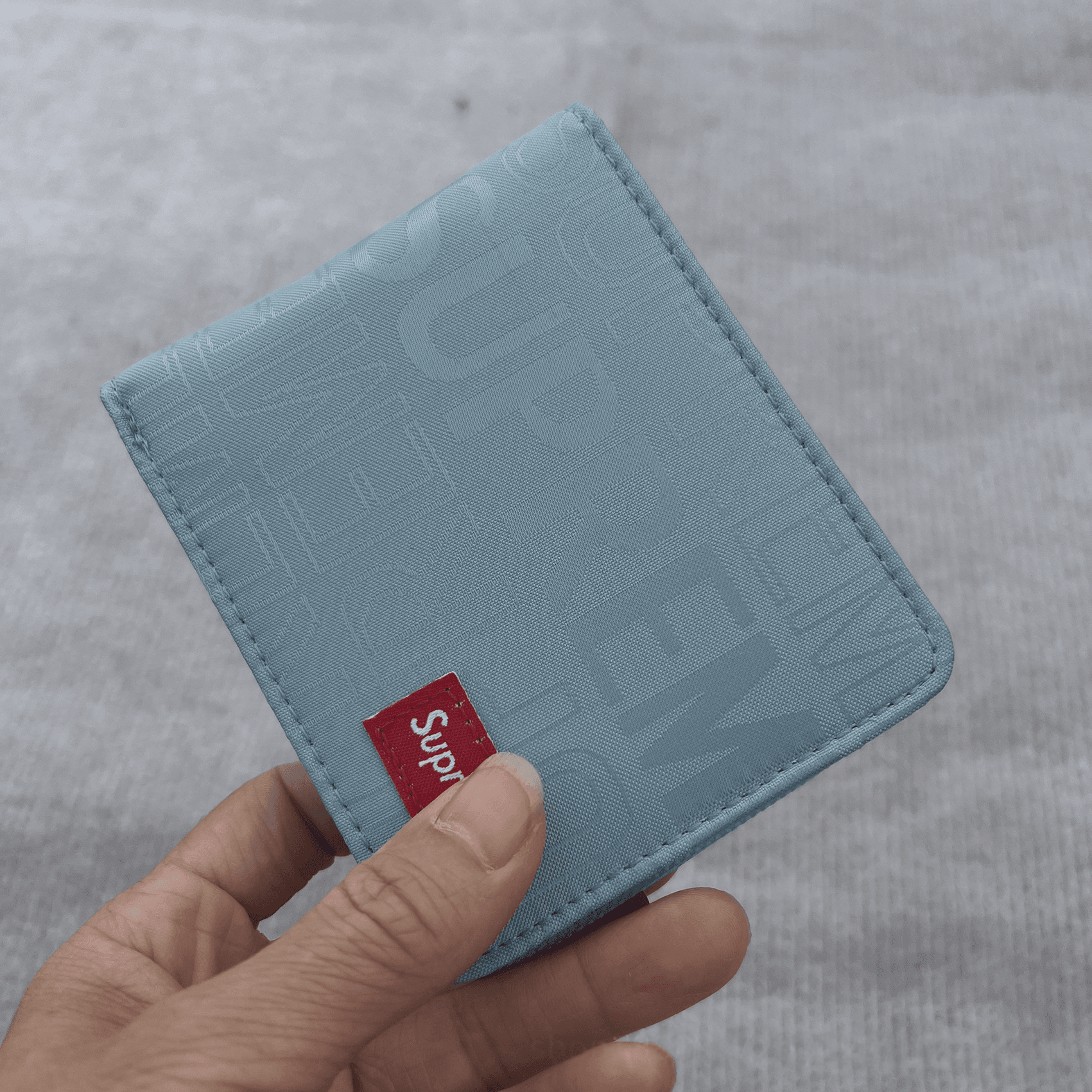 Patagonia Bifold Wallet Classic Logo Patch — 满绣短款蓝色无盒