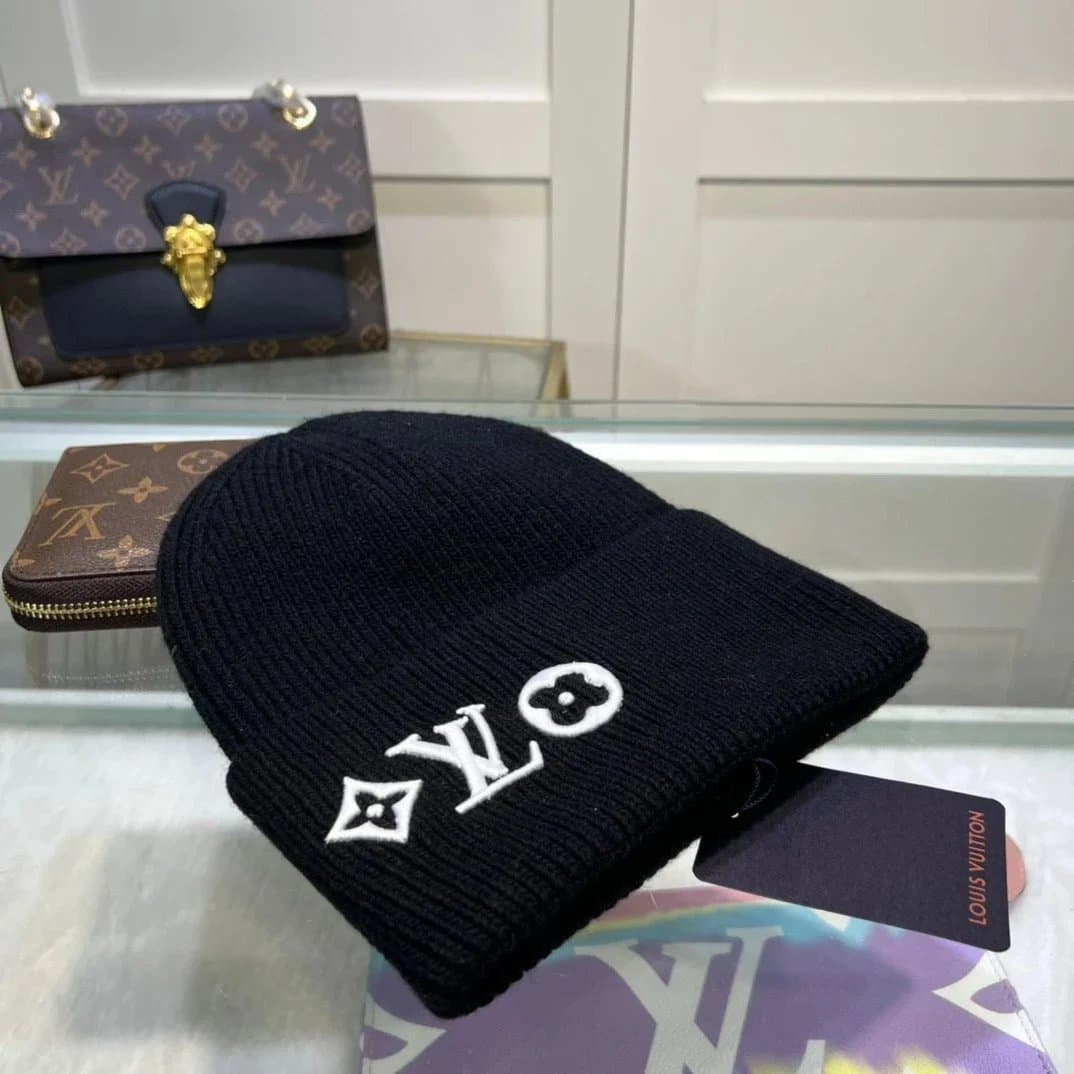 Moncler Beanie Logo Patch — 225# 黑色