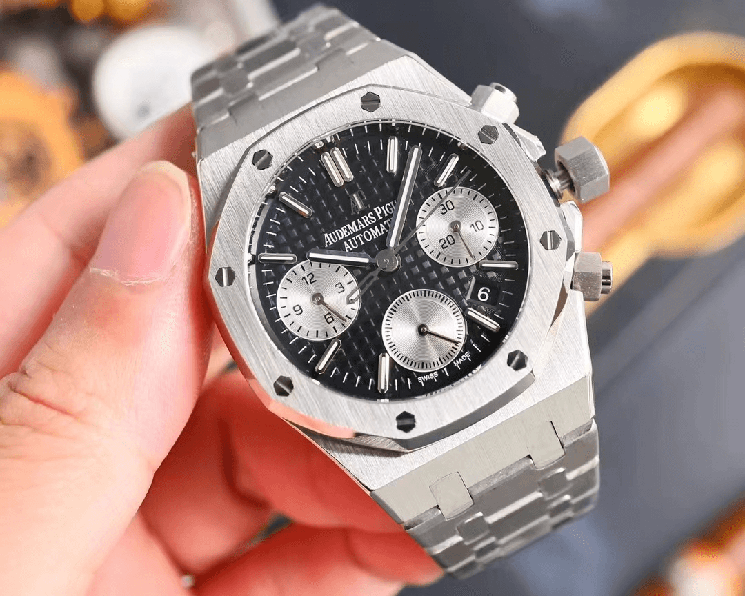 Patek Philippe Nautilus Grey Dial — 07