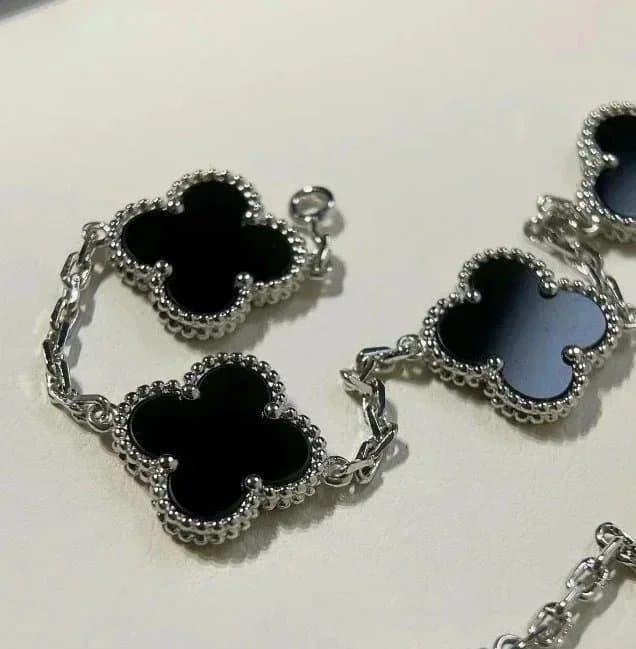 Van Cleef & Arpels Alhambra Bracelet Four-Leaf Clover