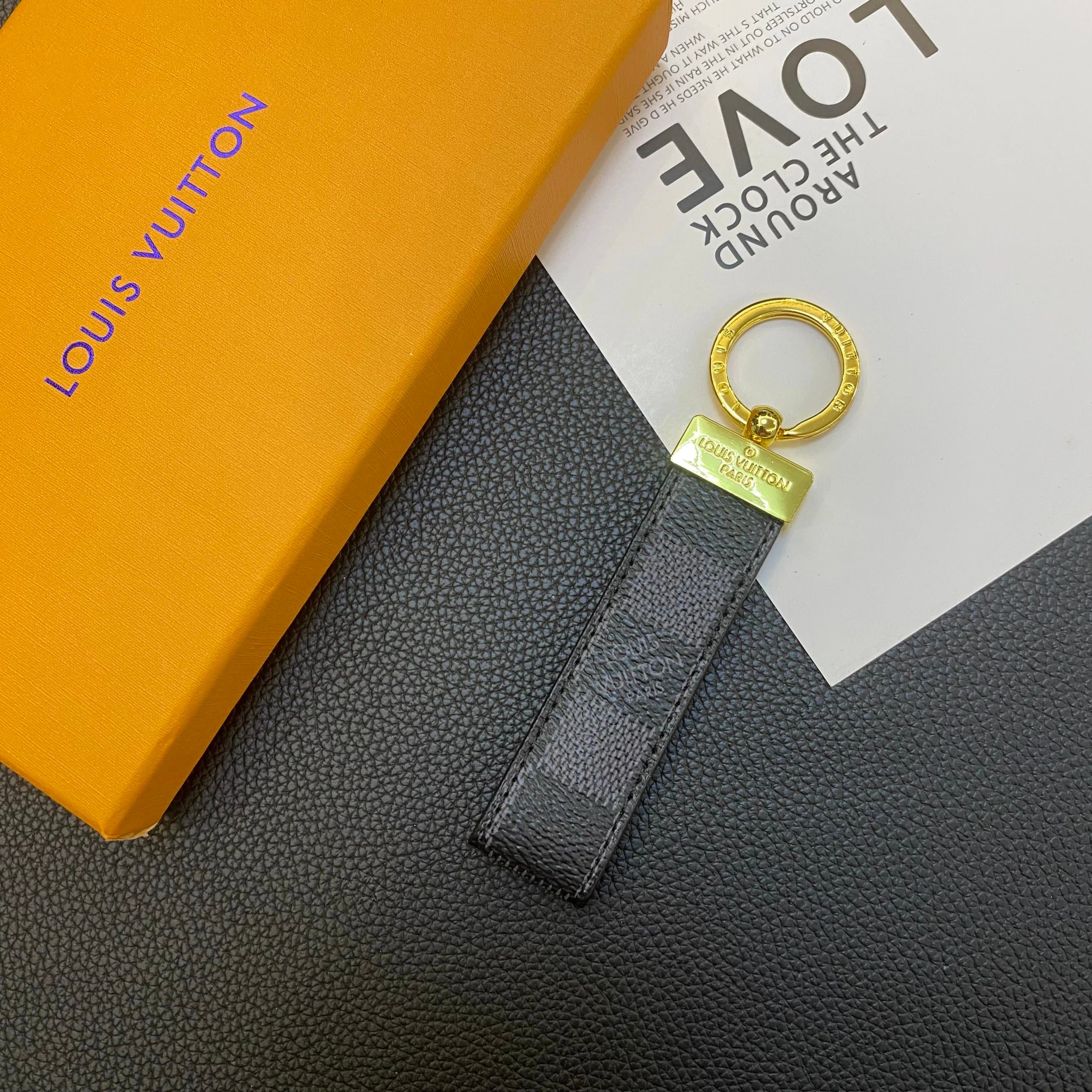 Louis Vuitton Key Holder Monogram Eclipse