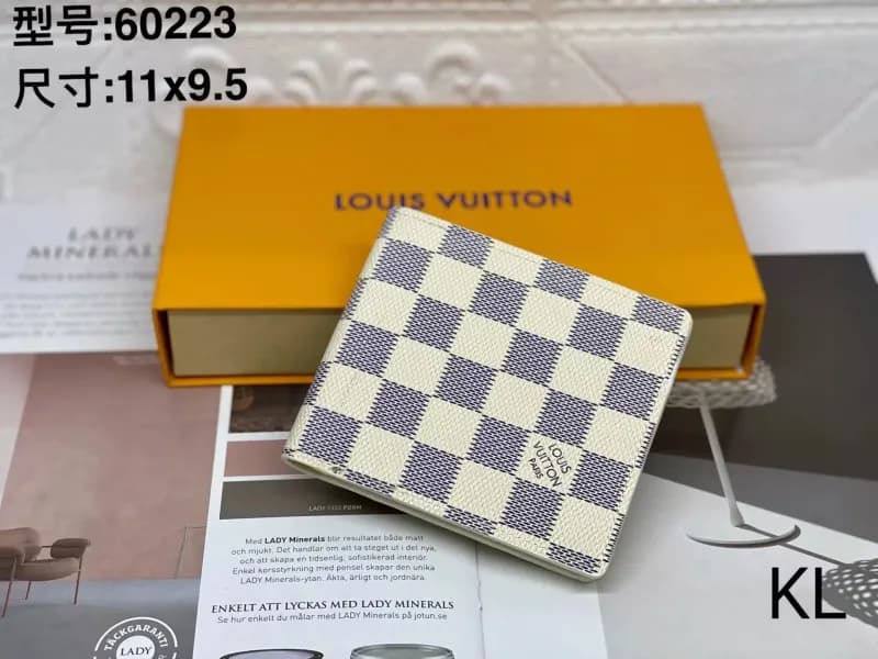 Louis Vuitton Bifold Wallet Tiger Embroidery — 白格