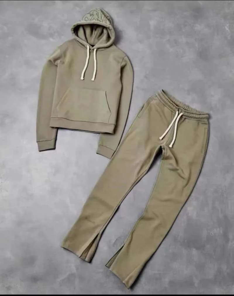 Fear of God Essentials Hoodie and Joggers Set Graffiti Logo — 绿色（套装）