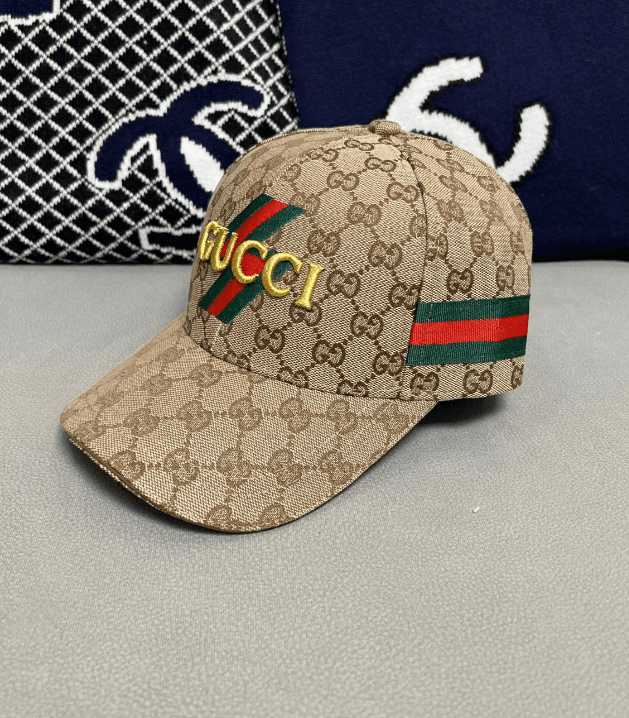 Gucci Baseball Cap GG Monogram — 26