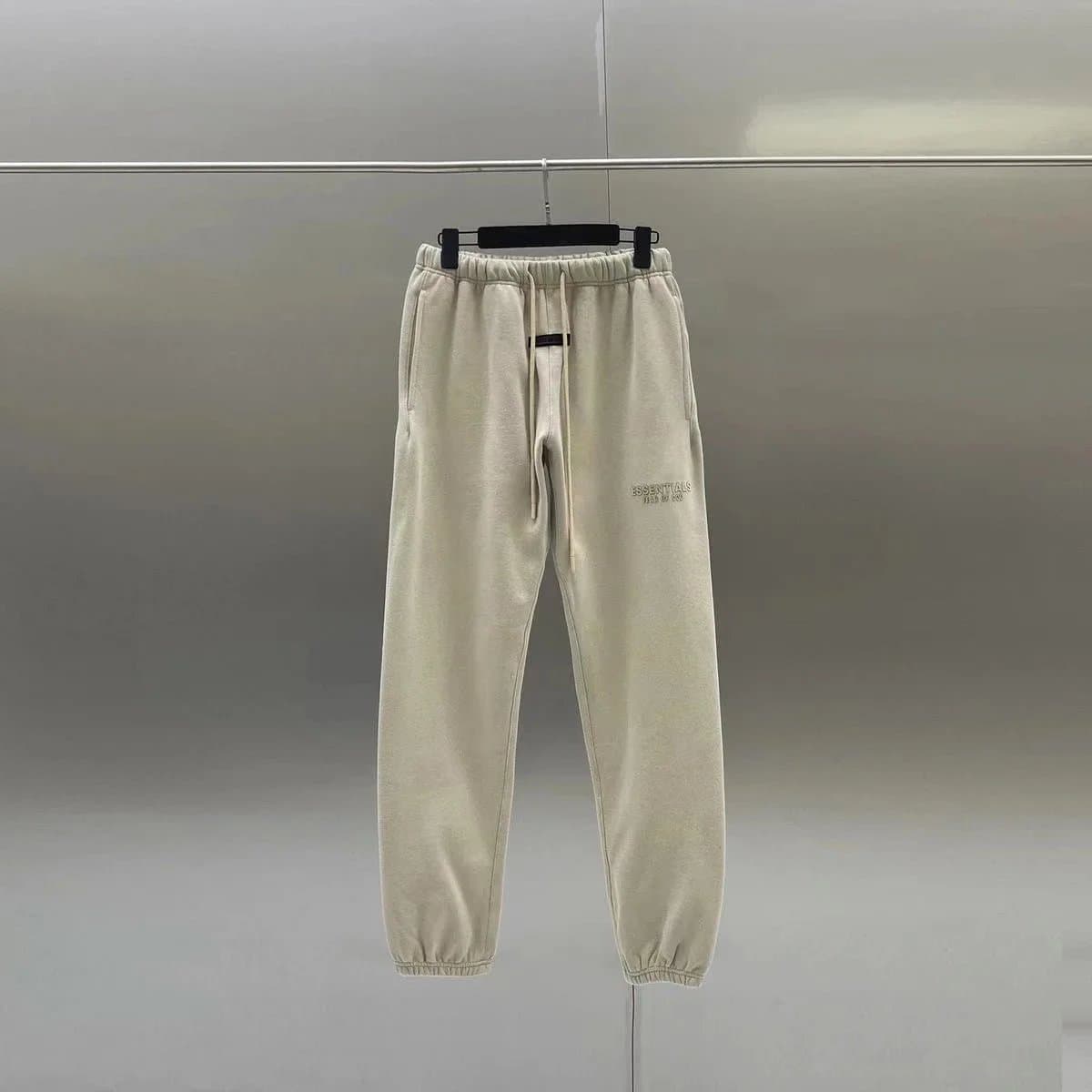 Fear of God Essentials Sweatpants Essentials Logo — 09