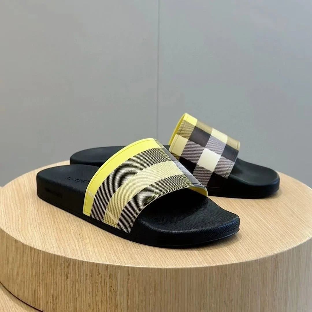 Burberry Check Slide Vintage Check